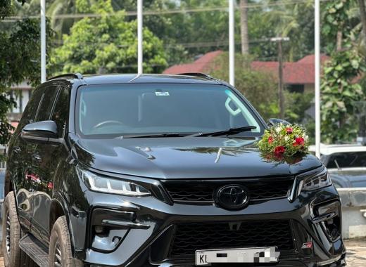 Toyota Legender Black